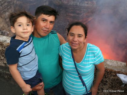 El impresionante lago de lava del Volcán Masaya