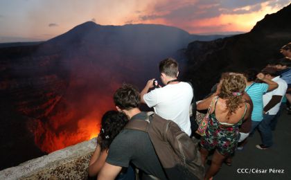 El impresionante lago de lava del Volcán Masaya