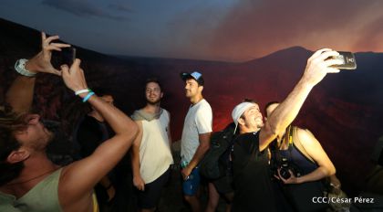 El impresionante lago de lava del Volcán Masaya