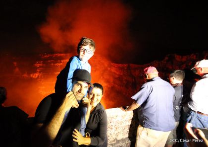 El impresionante lago de lava del Volcán Masaya