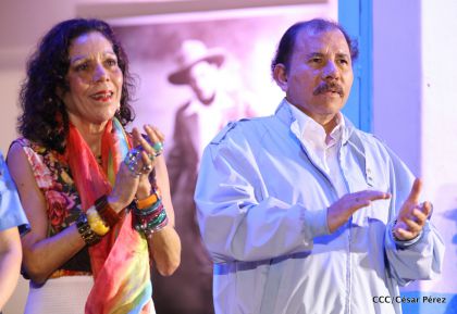 Daniel y Rosario celebran 121 Aniversario del Natalicio del General Sandino