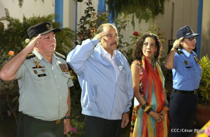 Daniel y Rosario celebran 121 Aniversario del Natalicio del General Sandino