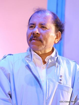 Daniel y Rosario celebran 121 Aniversario del Natalicio del General Sandino