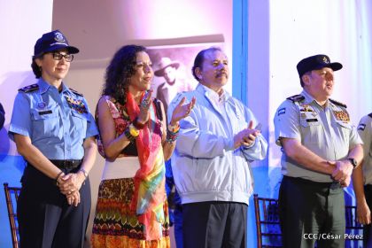 Daniel y Rosario celebran 121 Aniversario del Natalicio del General Sandino