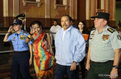 Daniel y Rosario celebran 121 Aniversario del Natalicio del General Sandino