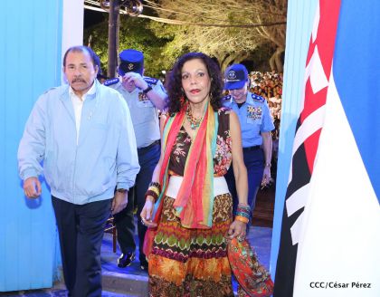 Daniel y Rosario celebran 121 Aniversario del Natalicio del General Sandino