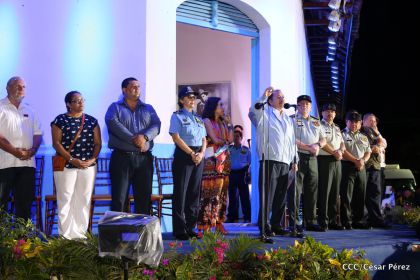 Daniel y Rosario celebran 121 Aniversario del Natalicio del General Sandino