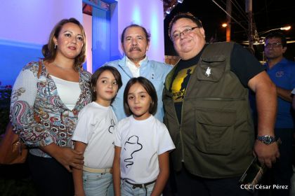 Daniel y Rosario celebran 121 Aniversario del Natalicio del General Sandino