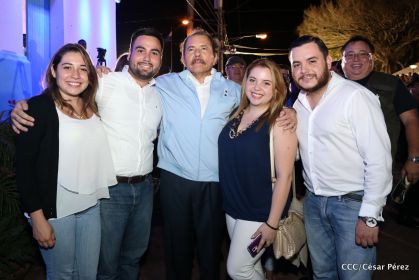 Daniel y Rosario celebran 121 Aniversario del Natalicio del General Sandino