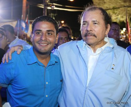 Daniel y Rosario celebran 121 Aniversario del Natalicio del General Sandino