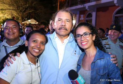 Daniel y Rosario celebran 121 Aniversario del Natalicio del General Sandino