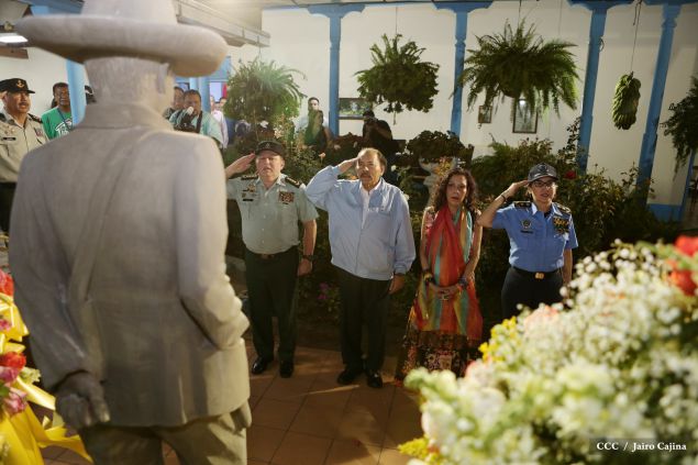 Daniel y Rosario celebran 121 Aniversario del Natalicio del General Sandino