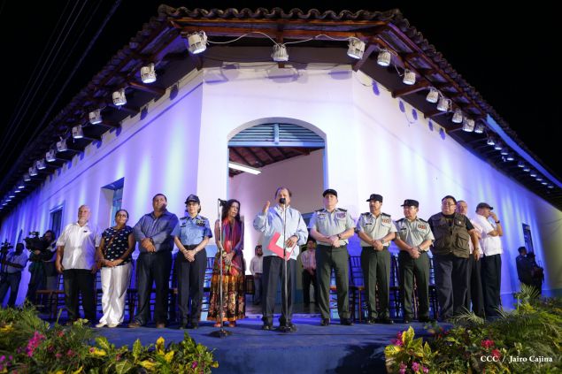 Daniel y Rosario celebran 121 Aniversario del Natalicio del General Sandino