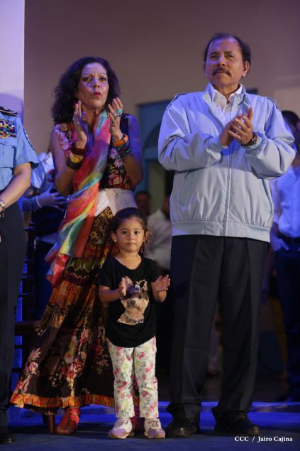 Daniel y Rosario celebran 121 Aniversario del Natalicio del General Sandino