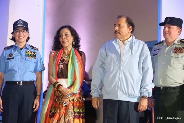 Daniel y Rosario celebran 121 Aniversario del Natalicio del General Sandino