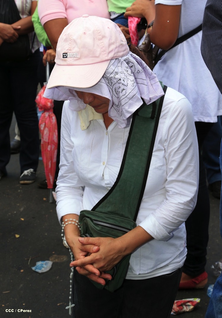 Viacrucis de Viernes Santo en Managua