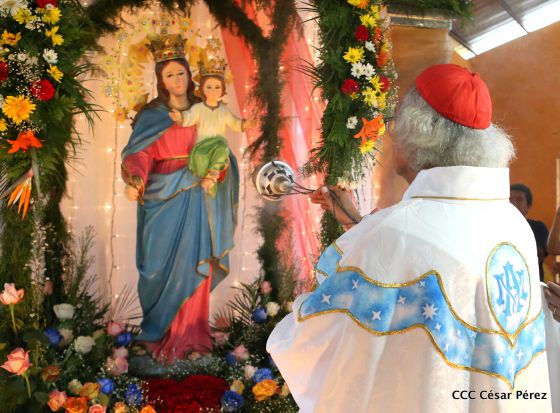 Celebran con júbilo y devoción a María Auxiliadora en Los Altos, Nindirí