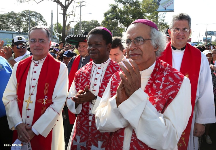Viacrucis de Viernes Santo en Managua
