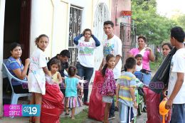 Gobierno envía miles de juguetes a niñ@s de Puerto Morazán y Tonalá 