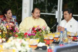 Daniel y Rosario reciben al presidente de Honduras, Juan Orlando Hernández