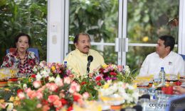 Daniel y Rosario reciben al presidente de Honduras, Juan Orlando Hernández