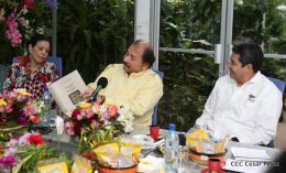 Daniel y Rosario reciben al presidente de Honduras, Juan Orlando Hernández