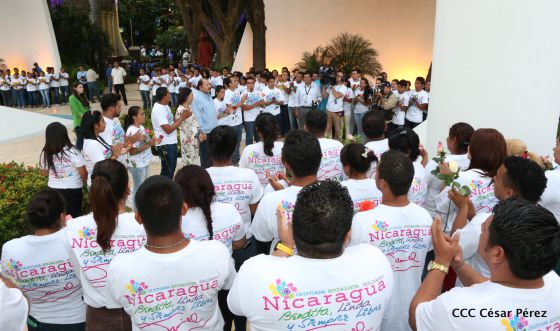Daniel y Rosario rinden homenaje al Comandante Carlos Fonseca en su 80 Natalicio