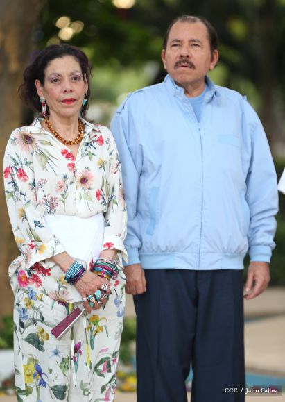 Daniel y Rosario rinden homenaje al Comandante Carlos Fonseca en su 80 Natalicio