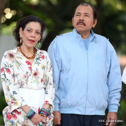 Daniel y Rosario rinden homenaje al Comandante Carlos Fonseca en su 80 Natalicio