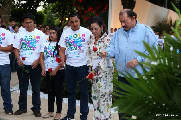 Daniel y Rosario rinden homenaje al Comandante Carlos Fonseca en su 80 Natalicio