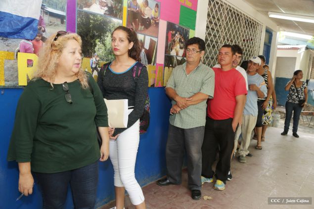 Familias participan masivamente y con entusiasmo en la Verificación Ciudadana