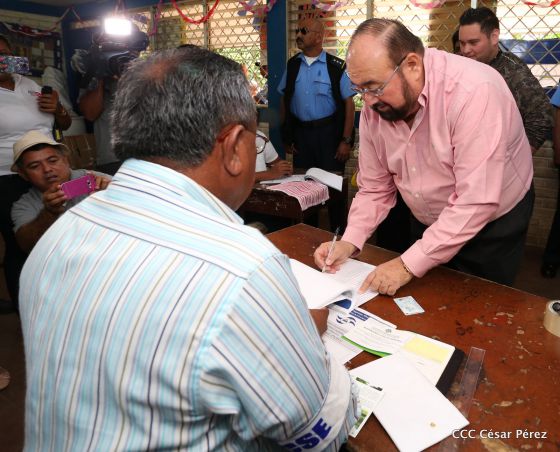 Magistrado Roberto Rivas acude a verificación ciudadana