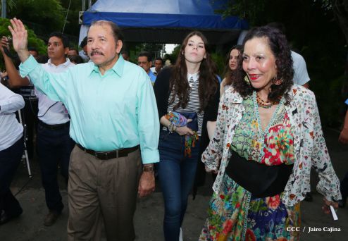 Daniel y Rosario participan del proceso de verificación ciudadana