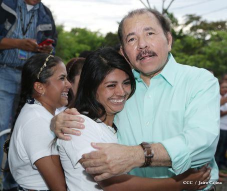 Daniel y Rosario participan del proceso de verificación ciudadana