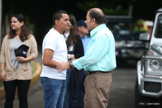 Daniel y Rosario participan del proceso de verificación ciudadana