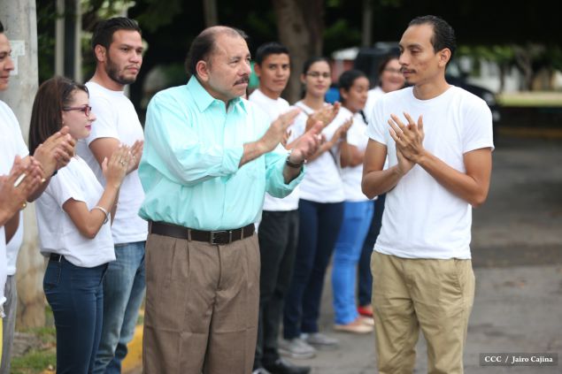 Daniel y Rosario participan del proceso de verificación ciudadana