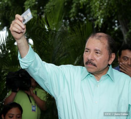 Daniel y Rosario participan del proceso de verificación ciudadana