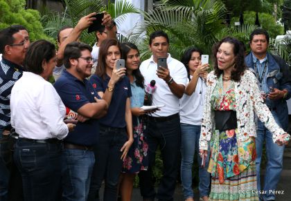 Daniel y Rosario participan del proceso de verificación ciudadana