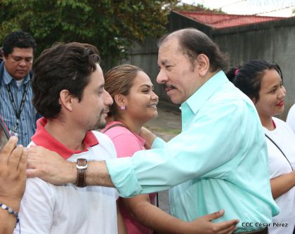Daniel y Rosario participan del proceso de verificación ciudadana