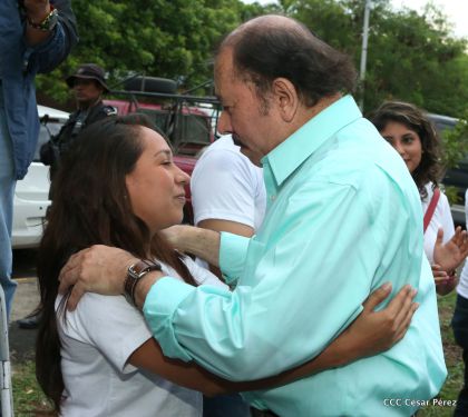 Daniel y Rosario participan del proceso de verificación ciudadana