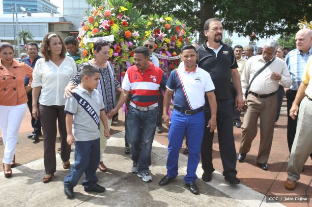 Homenaje al Tricampeón Alexis Argüello