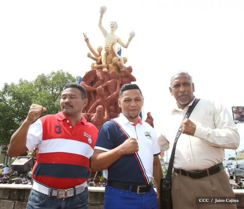 Homenaje al Tricampeón Alexis Argüello