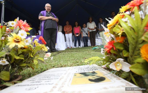 Homenaje al Tricampeón Alexis Argüello