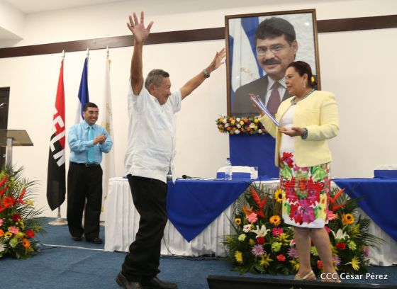 Alcaldía de Managua entrega orden Alexis Argüello a personalidades deportivas