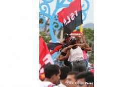 Daniel y Rosario celebran el 37 Aniversario del Repliegue Táctico a Masaya