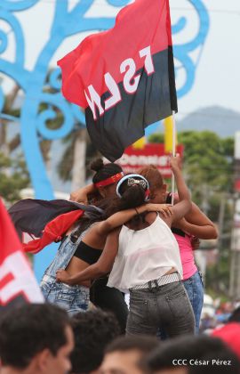 Presidente Daniel y Compañera Rosario en 37 Aniversario del Repliegue a Masaya
