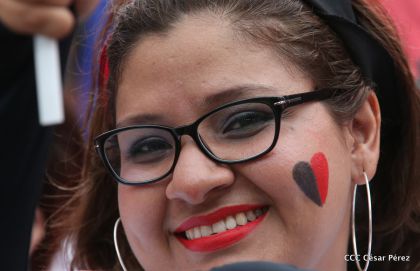 Presidente Daniel y Compañera Rosario en 37 Aniversario del Repliegue a Masaya