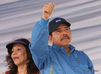 Presidente Daniel y Compañera Rosario en 37 Aniversario del Repliegue a Masaya