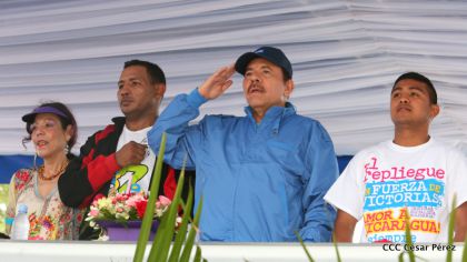 Presidente Daniel y Compañera Rosario en 37 Aniversario del Repliegue a Masaya