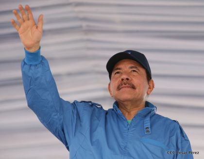 Presidente Daniel y Compañera Rosario en 37 Aniversario del Repliegue a Masaya